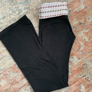 Victoria secret yoga pants small